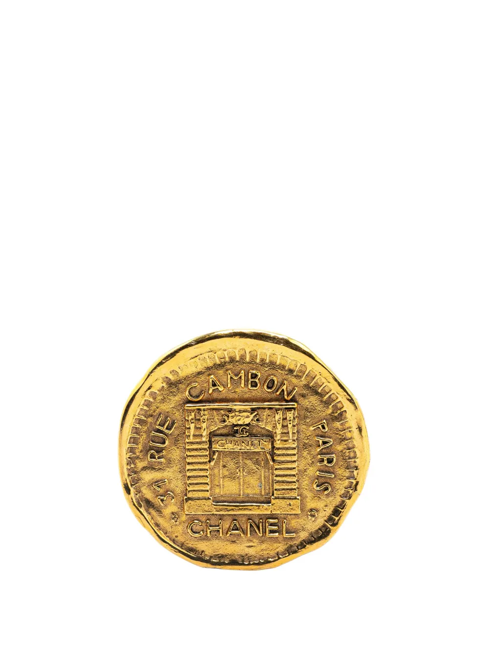 Pre-owned Chanel 1970-1980 Gold Plated 31 Rue Cambon Round Brooch Costume Brooch In 金色
