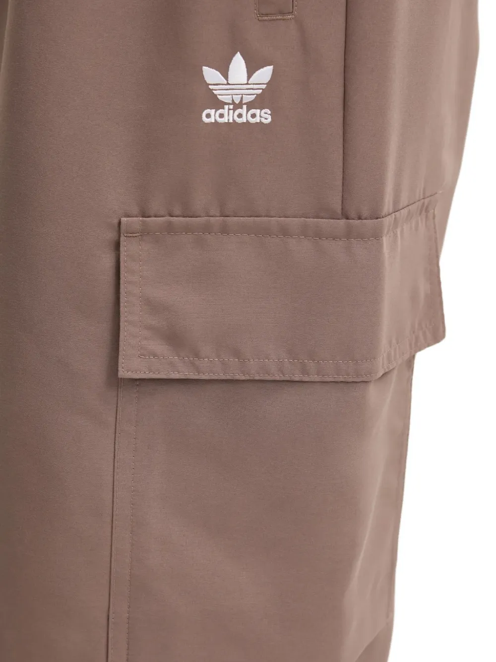 adidas 3-Stripes trainingsbroek met logo Bruin