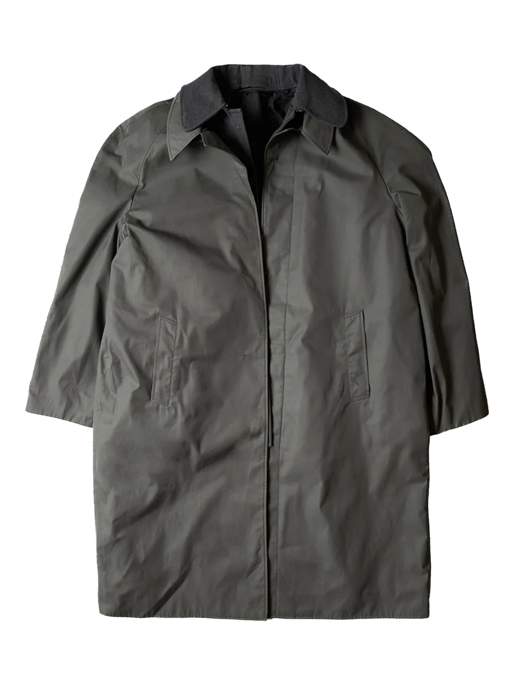 cut out-detail coat