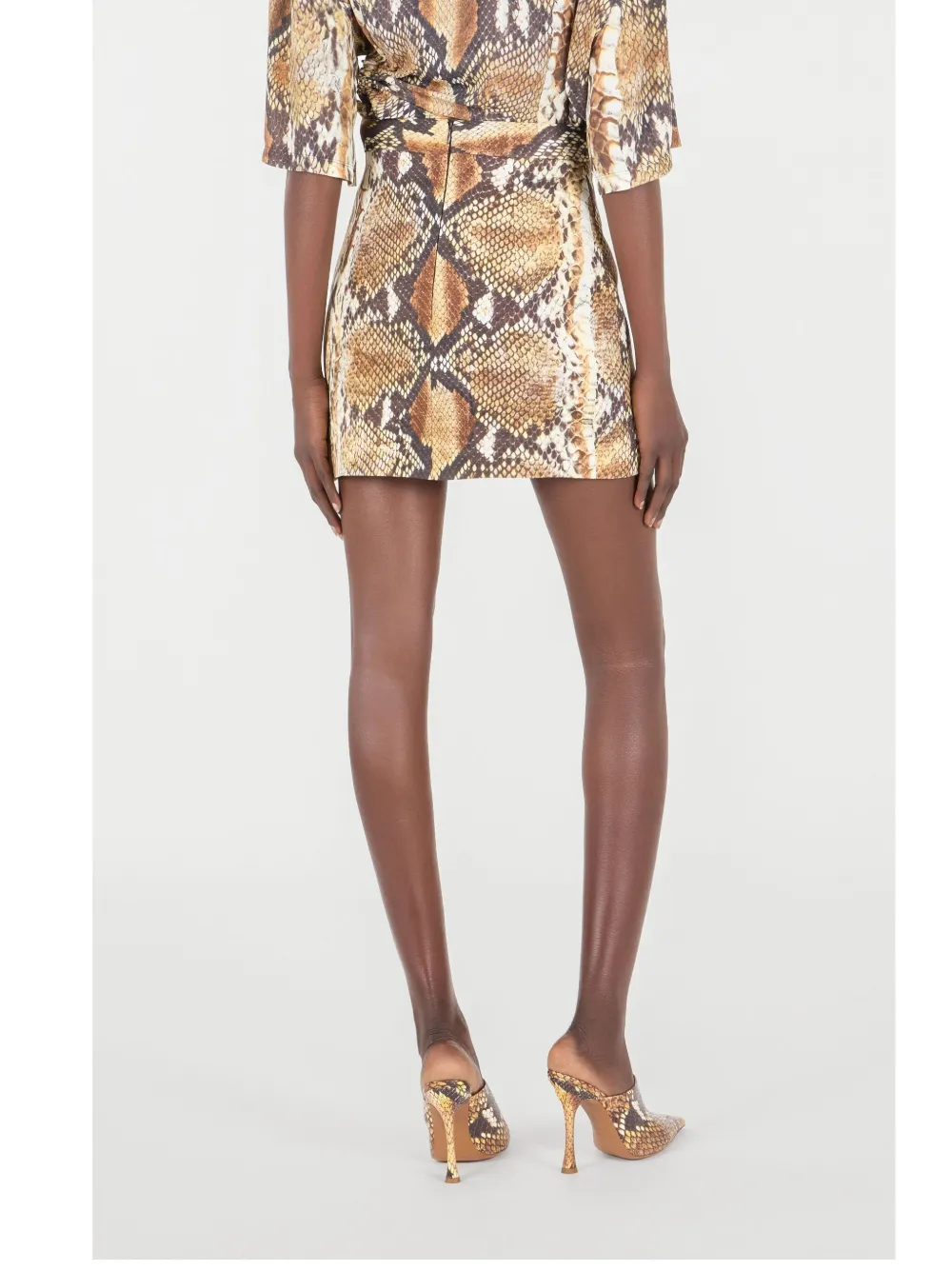 Shop Roberto Cavalli Snake-effect Skirt In 褐色