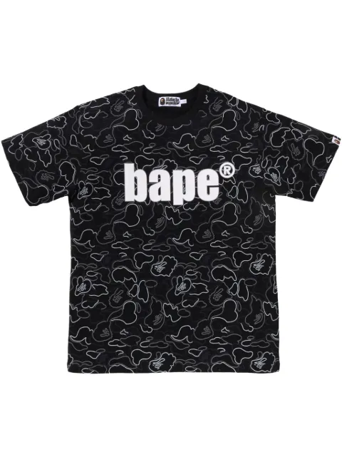 A BATHING APE® playera con estampado militar