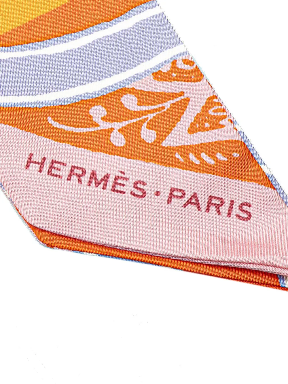 Pre-owned Hermes 20th Century Jeu De Soie Silk Twilly Scarf Scarves In Orange