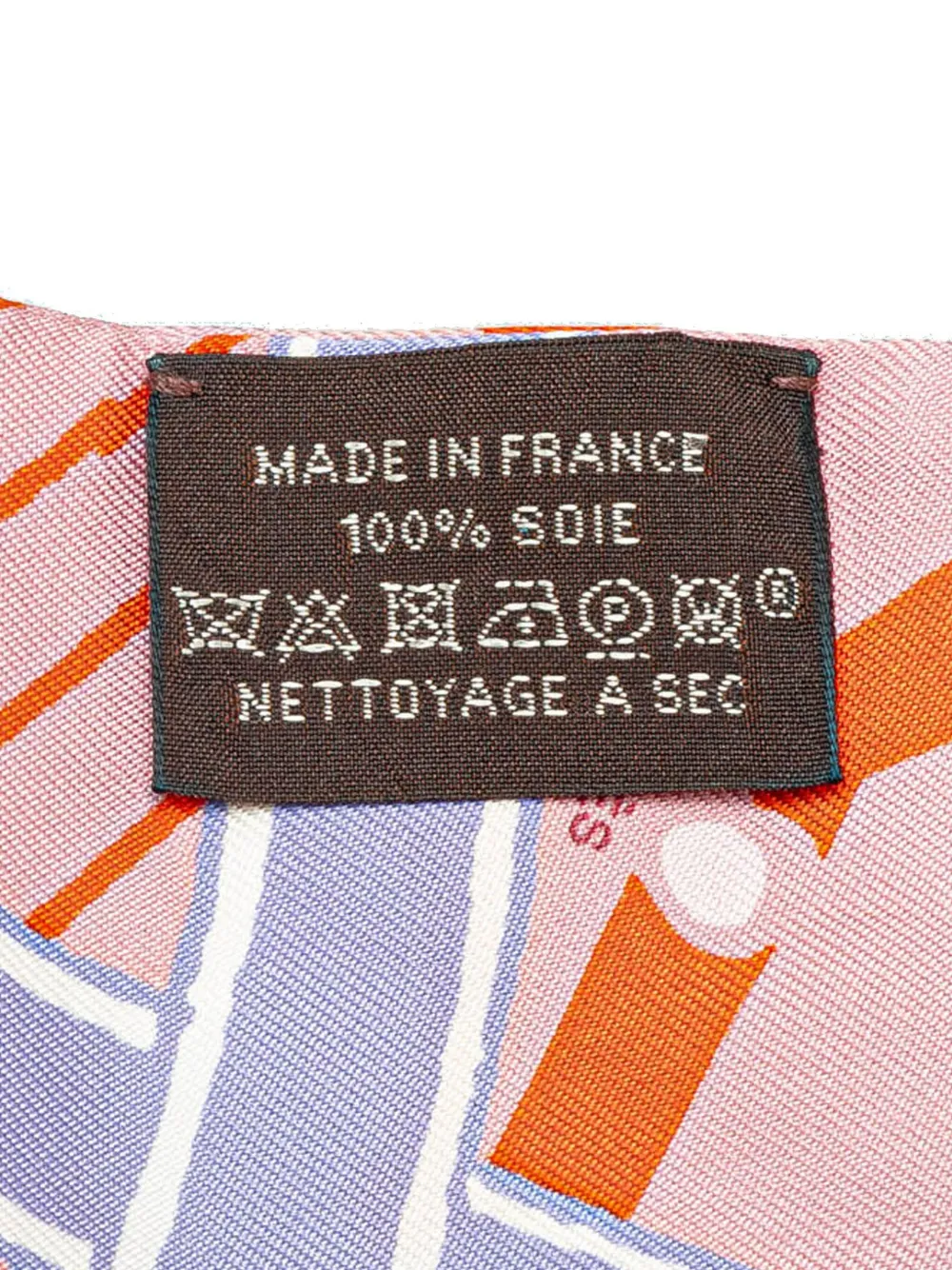 Pre-owned Hermes 20th Century Jeu De Soie Silk Twilly Scarf Scarves In Orange