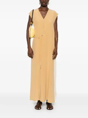ワンピース ALYSI SS25 SUEDE DRESS (205305 P5026FUMO) 涙開き風ミモレ丈ニットワンピースsdpxyf3300 ベージュ – [公式