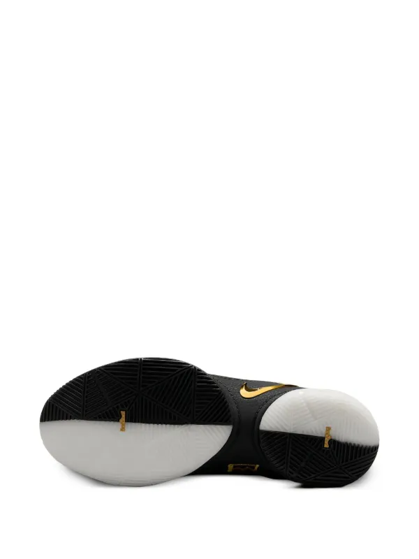 Nike LeBron 22 “Mogul” スニーカー | ブラック | FARFETCH JP