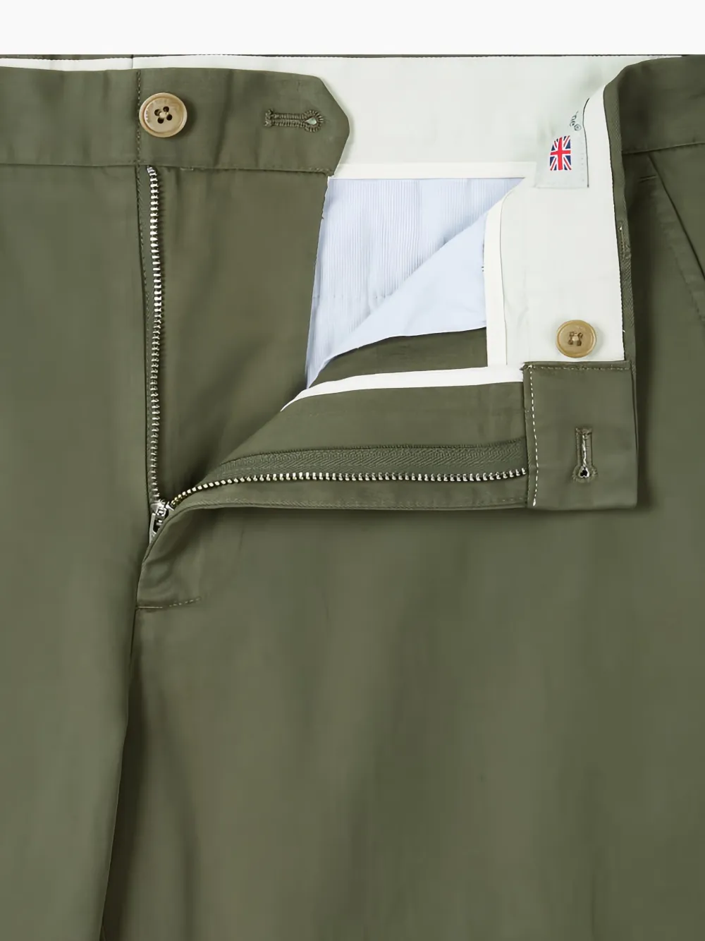 Man On The Boon. Chino shorts Groen