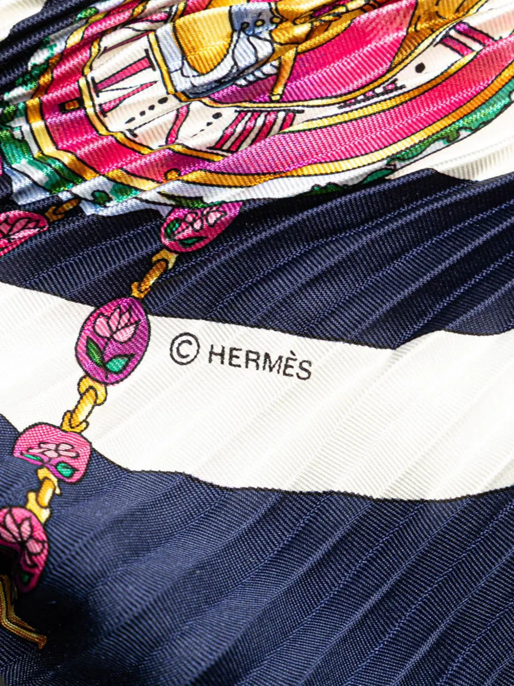 Pre-owned Hermes 20th Century Parmi Les Fleurs Je Compte Les Heures Plisse Silk Scarf Scarves In Blue