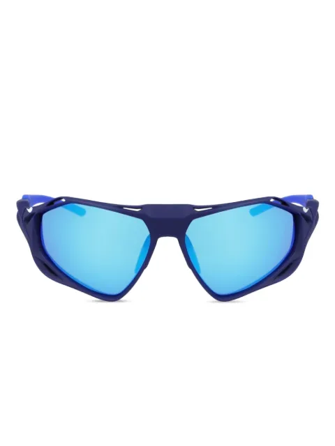 Nike солнцезащитные очки в геометричной оправе