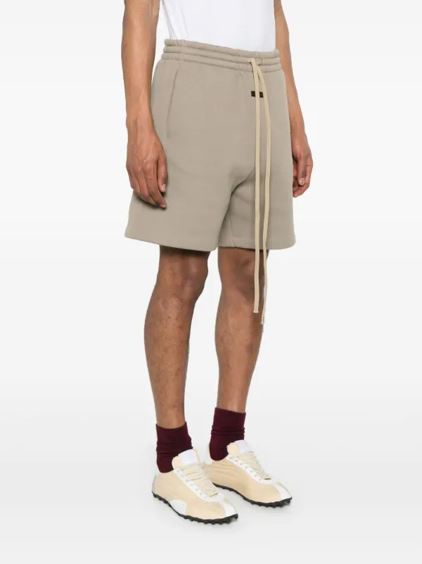 Fear Of God ロゴパッチ ショートパンツ | ブラウン | FARFETCH JP