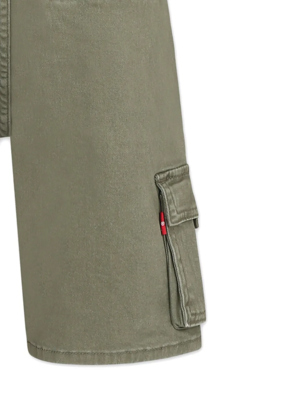 LEVI'S CARGO SHORTS 