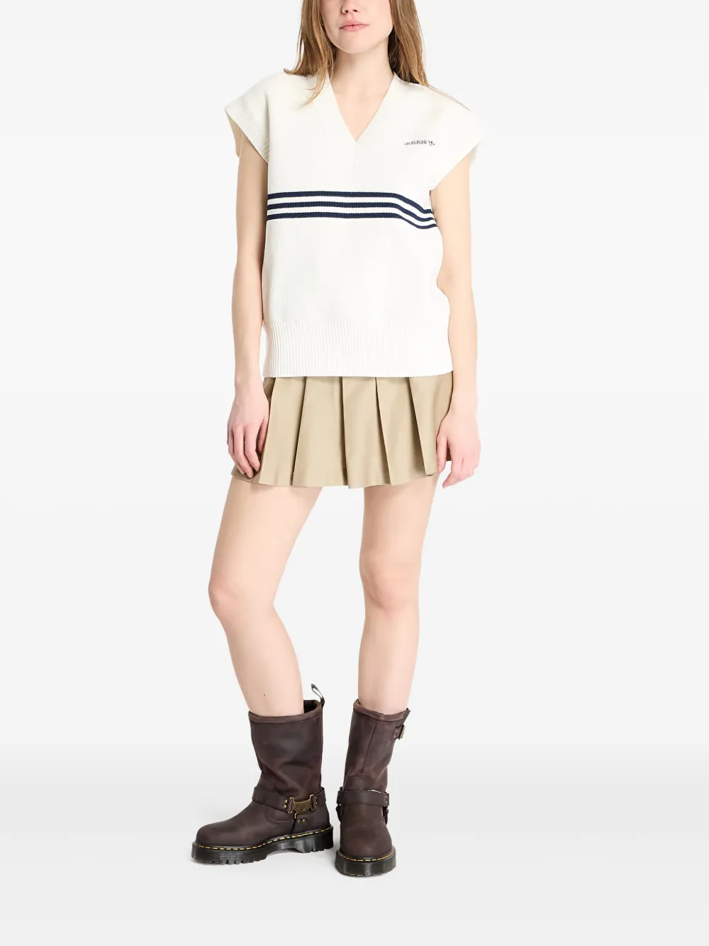 adidas chaleco con cuello en V | Chalecos | Image 2