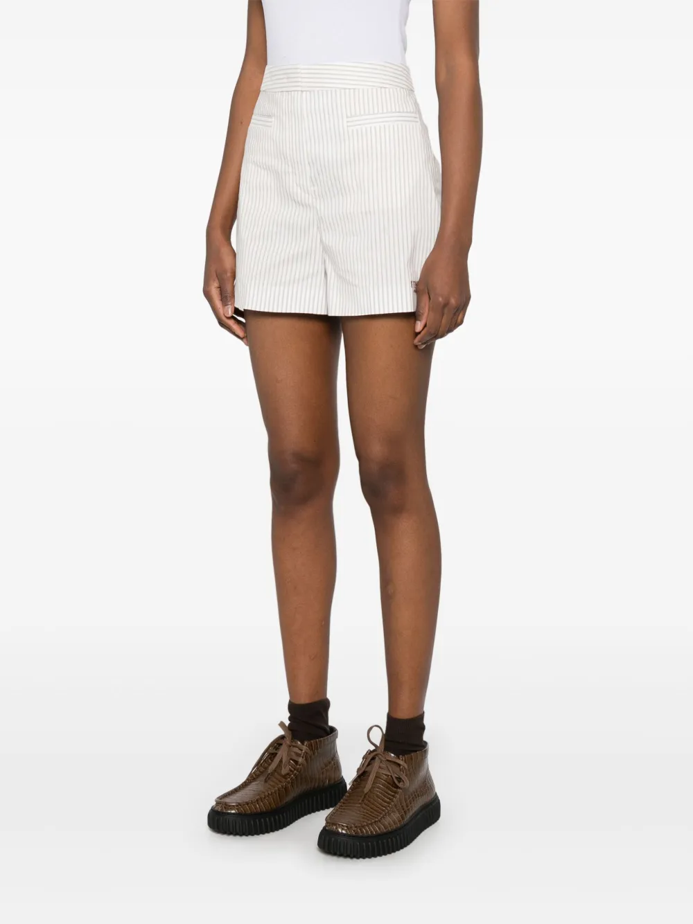 FENDI Gestreepte shorts Wit