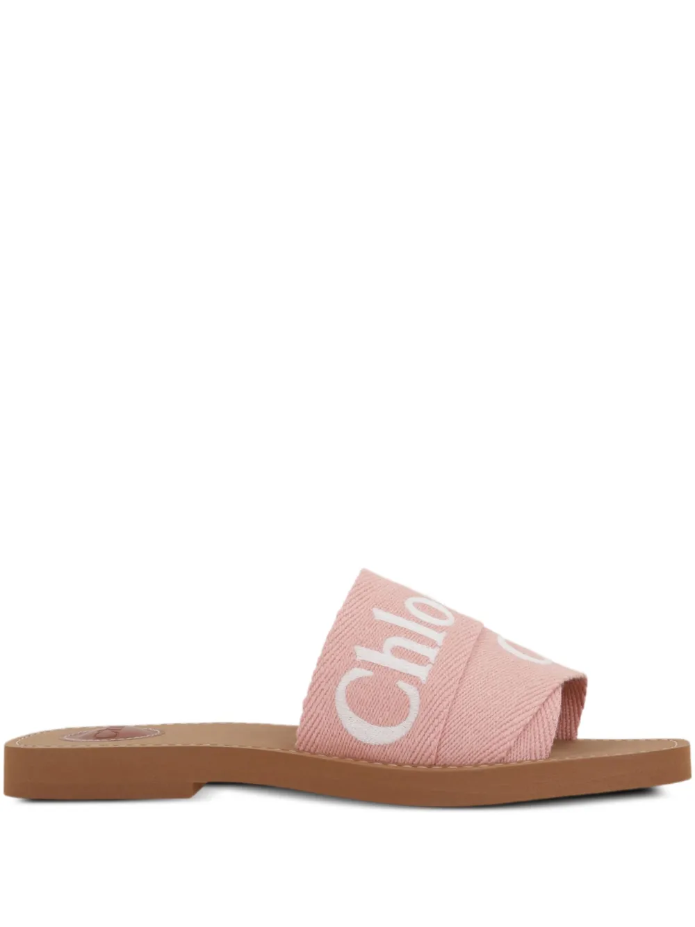 Chloé Woody slides