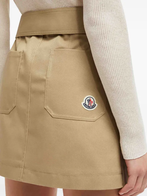 ◆MONCLER◆ ミニ ギャバジン Aライン スカート Moncler ミニギャバジン スカート | ニュートラル | FARFETCH JP