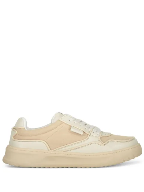 Missoni tenis con agujetas y detalle del logo