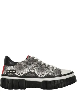 Love Moschino