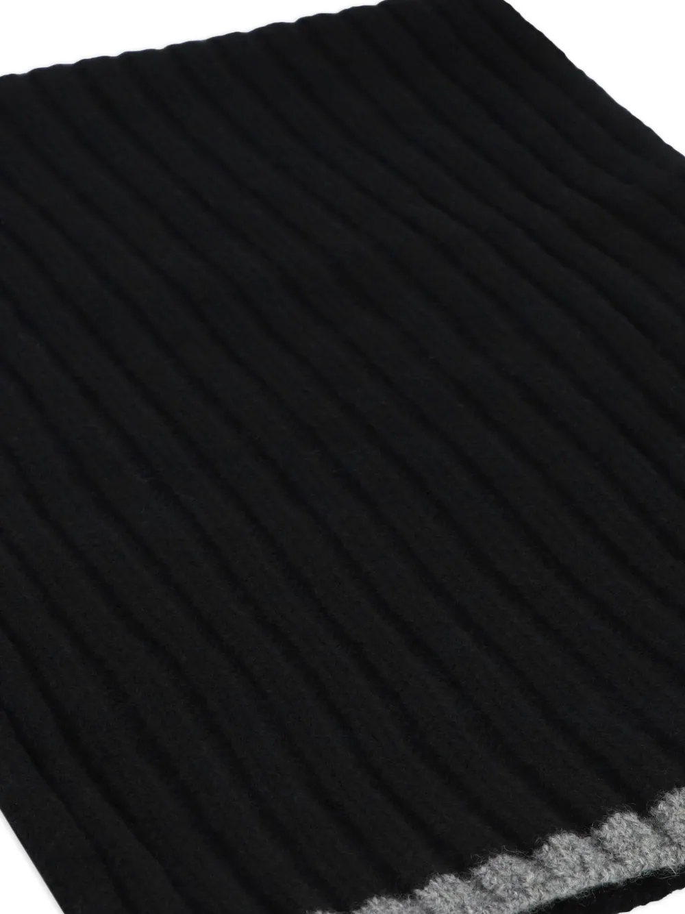 Moorer ribbed cashmere scarf | Image 2
