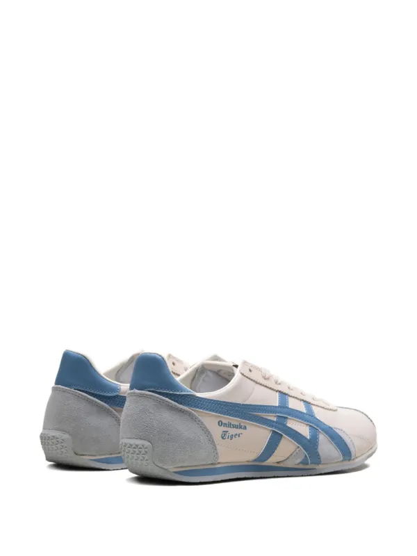 Onitsuka Tiger フリーススニーカーライトブルー Onitsuka Tiger フリーススニーカーライトブルー