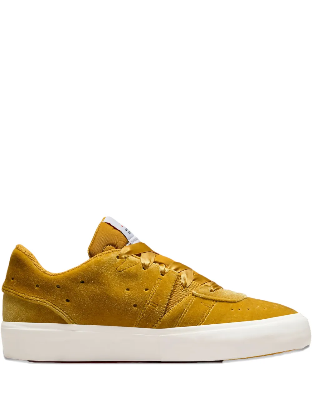 Jordan Series SE "Gold Velvet" sneakers Geel