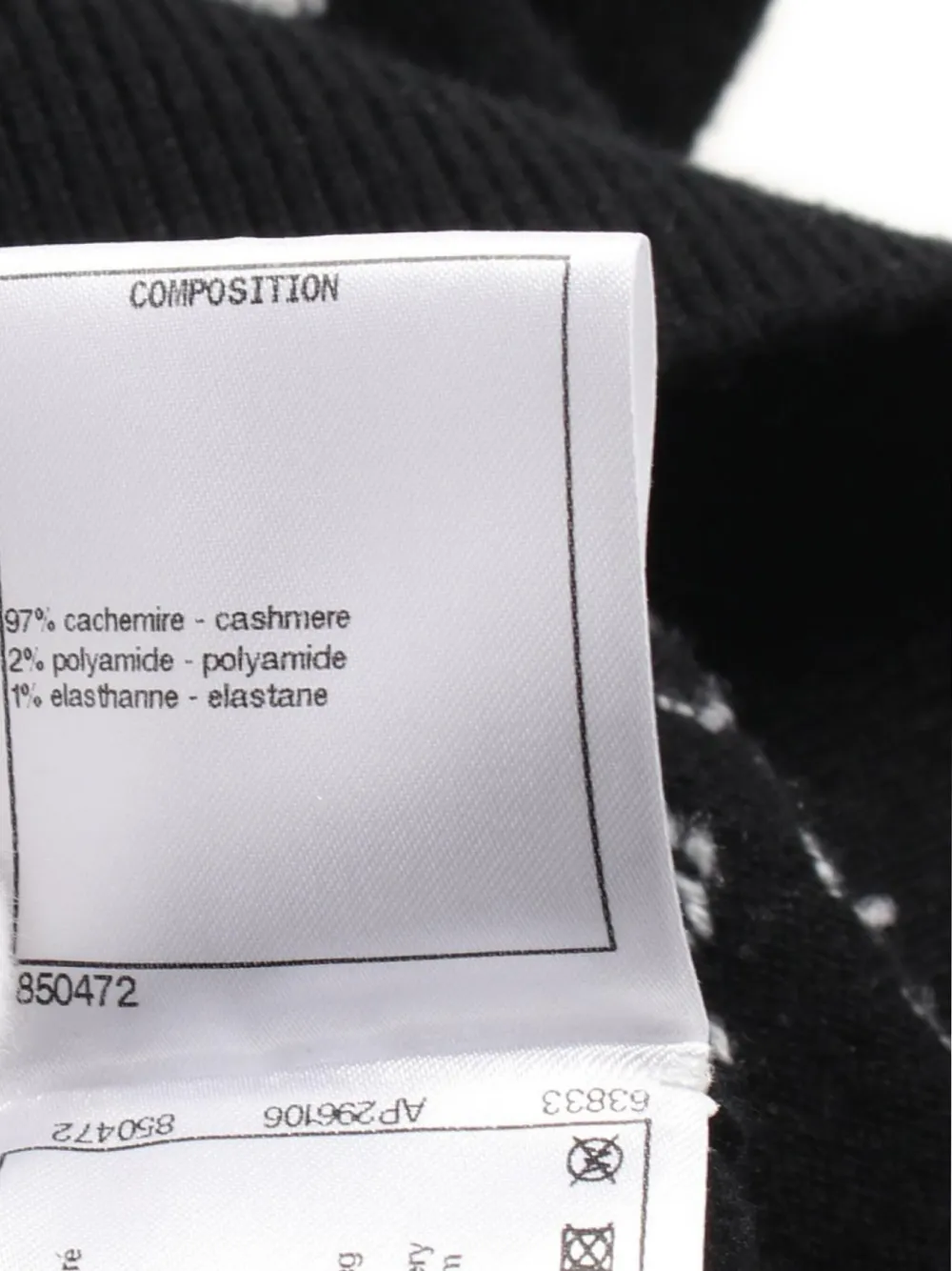 Pre-owned Chanel 1986-1988 Daisy-intarsia Sweater In Black