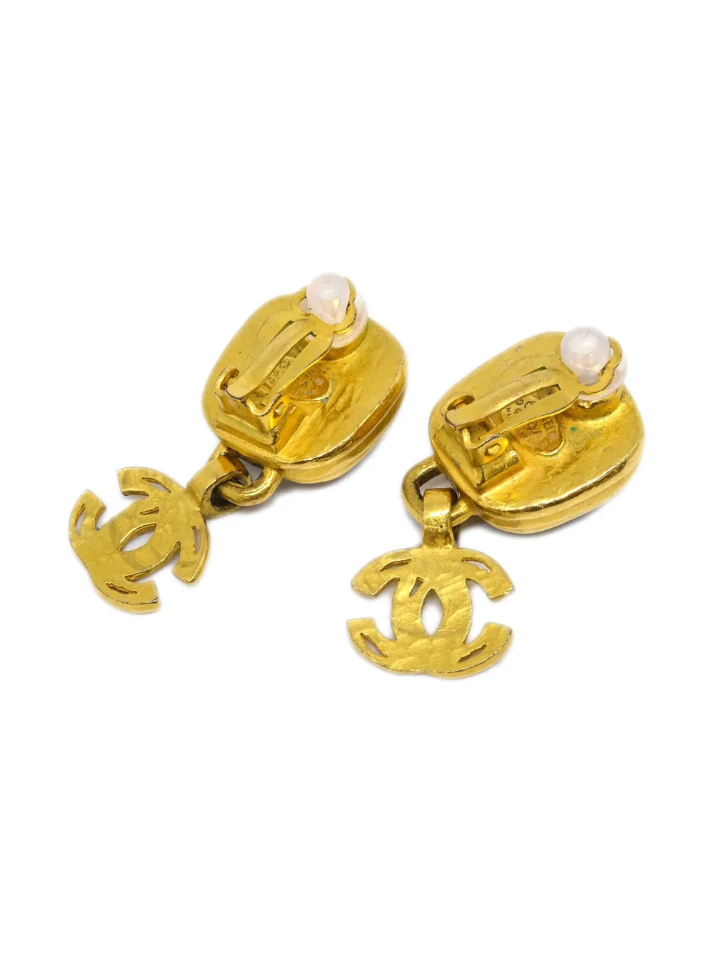 Pre-owned Chanel 1997 Cc Drop Clip-on Earrings In Gold