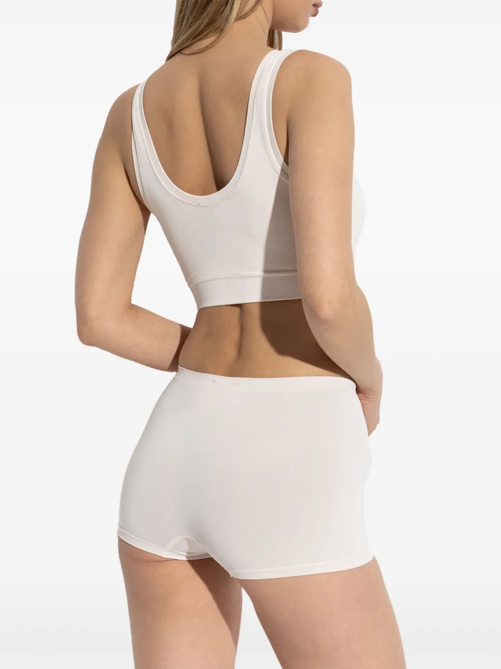Shop Hanro Cropped Scoop-neck Bra In Neutrals