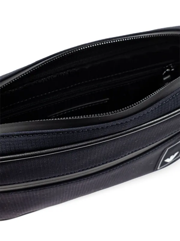 関税送料込Emporio Armani Logo Patch Handbag Emporio Armani logo-plaque Clutch Bag | Black | FARFETCH BN