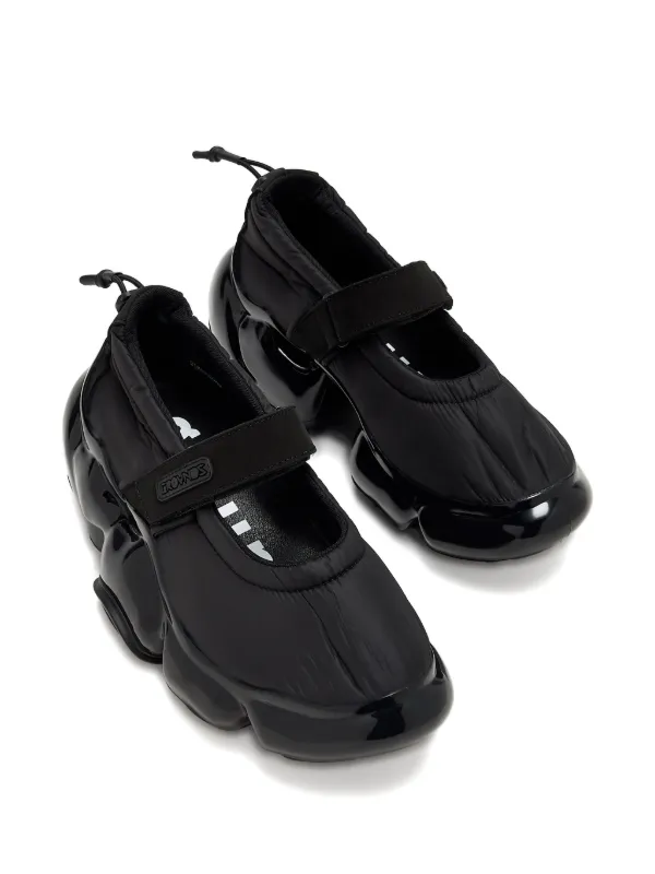 GROUNDS Moopie スニーカー | ブラック | FARFETCH JP