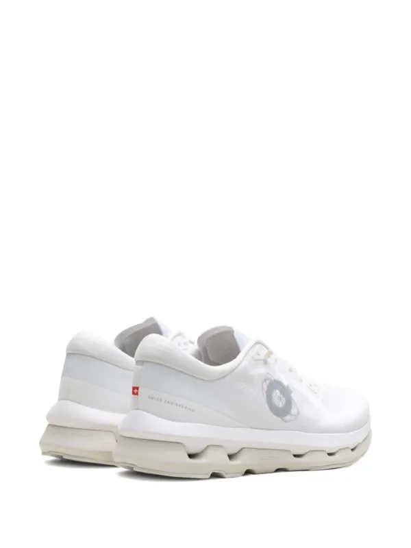 On Running Cloudzone 