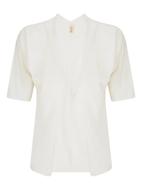 Stefano Mortari playera con cuello henley
