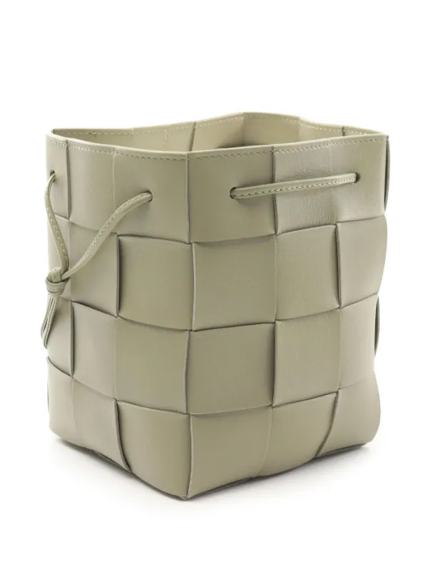 Bottega Veneta Pre-Owned 2020s Small Cassette Bucket Bag