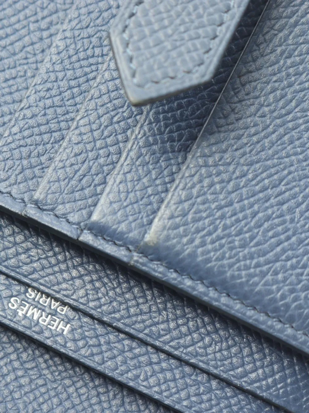 Pre-owned Hermes 2018 Bearn Compact Wallet In Blue