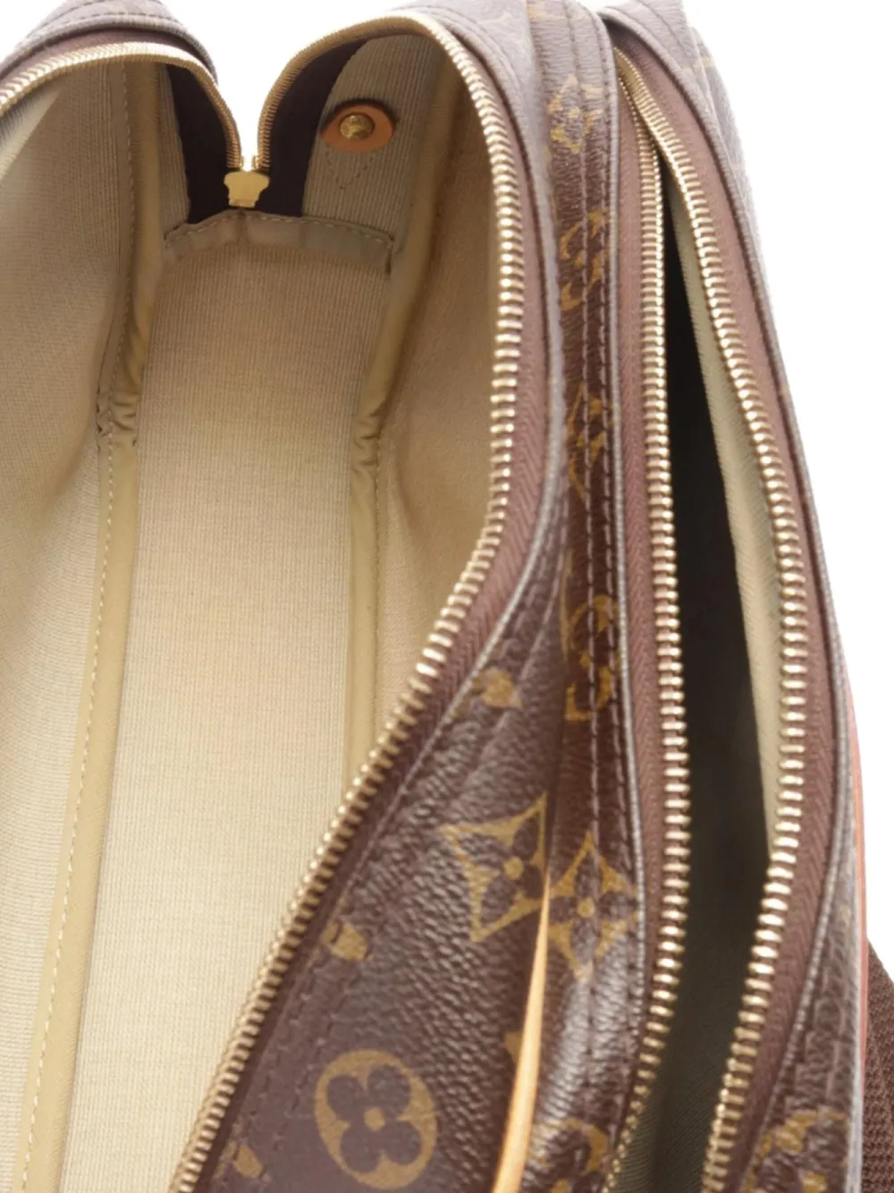 Pre-owned Louis Vuitton 2005 Reporter Pm Cross Body Bag In Brown