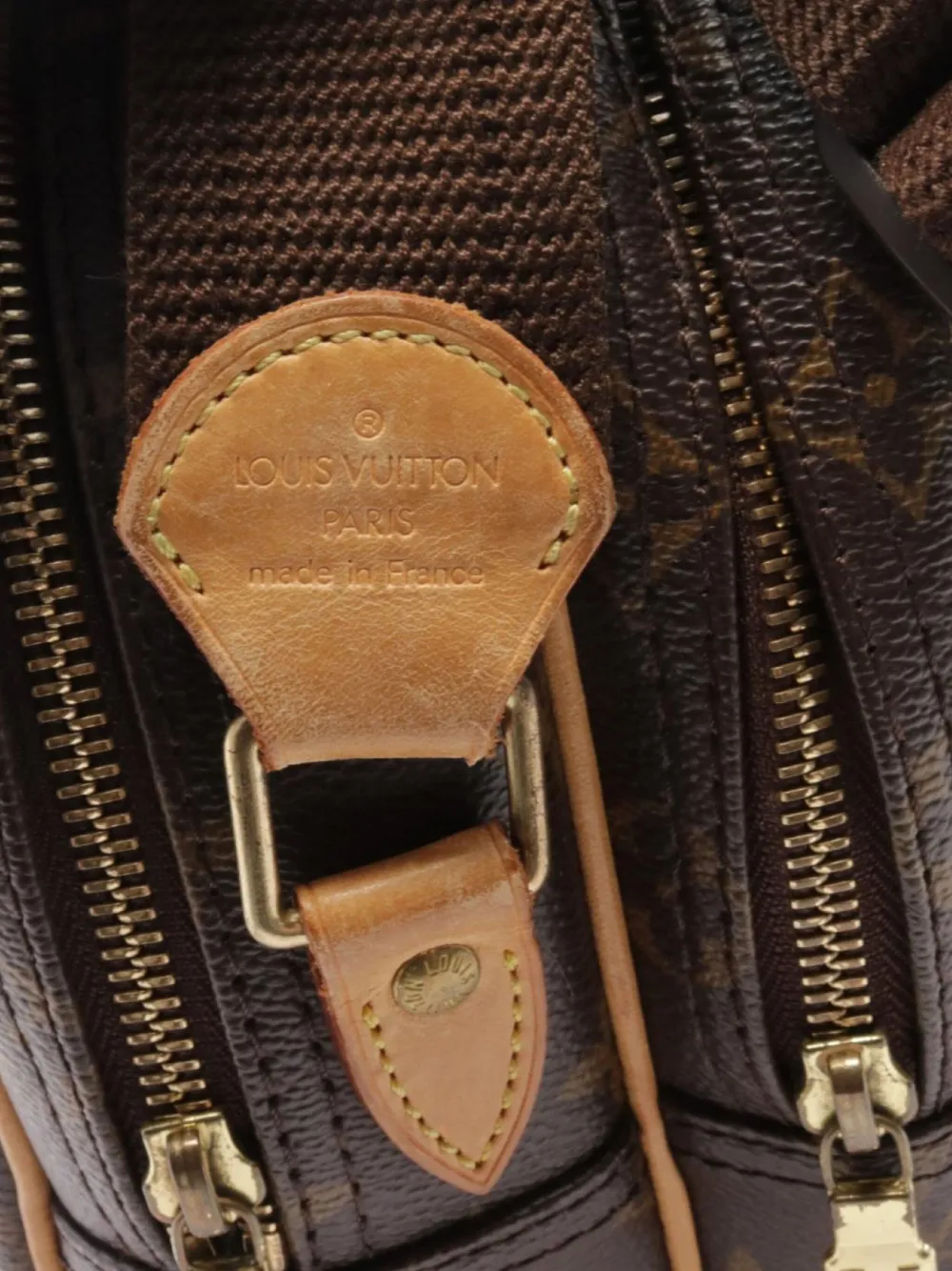 Pre-owned Louis Vuitton 2005 Reporter Pm Cross Body Bag In Brown