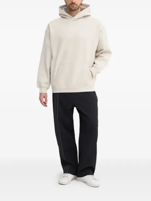 adidas ロゴ パーカー