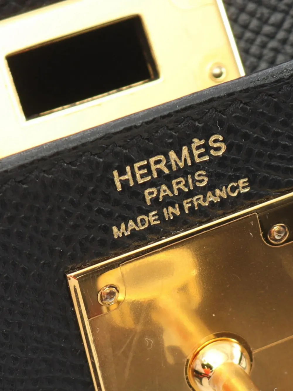 Pre-owned Hermes 2019 Kelly 28 Handbag In Black