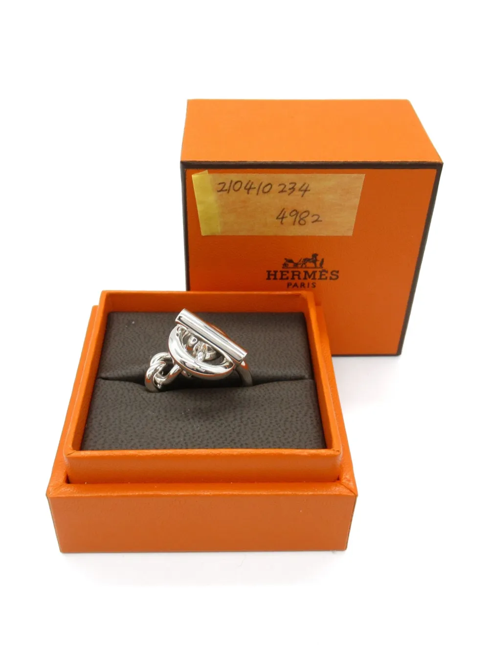 Pre-owned Hermes 2022 Croisette Ring In Silver
