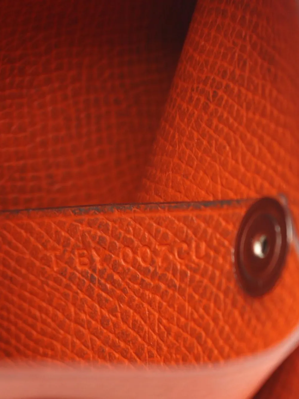 Pre-owned Hermes 2015 Bastia Purse In Orange