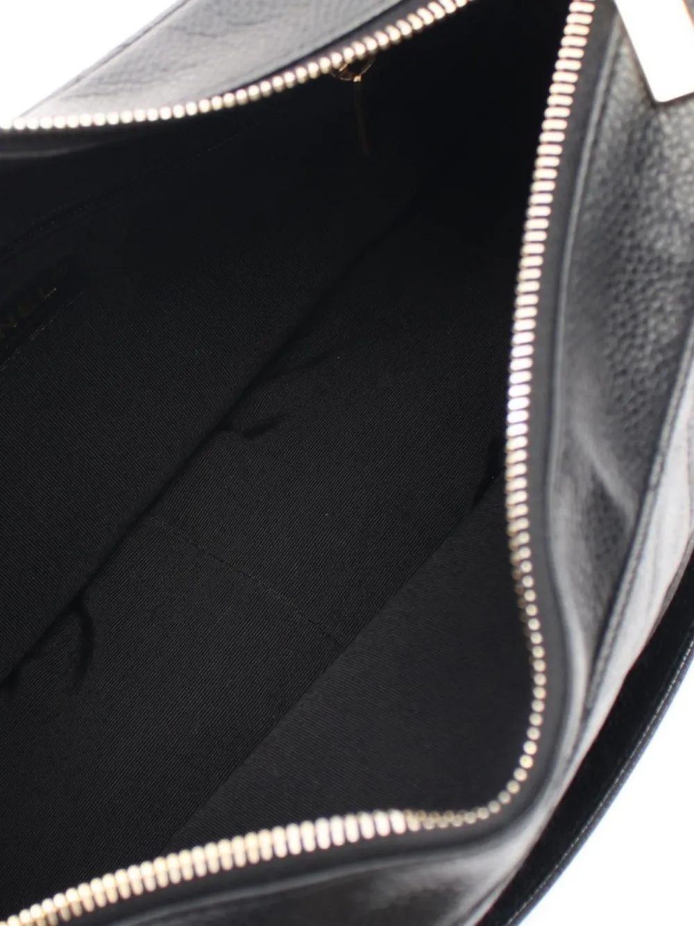 CHANEL 2004-2005 MATELASSÉ SHOULDER BAG