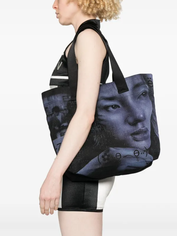 【関税込】新作◆MISBHV◆Maciej Kosc Edition トートバッグ MISBHV Maciej Kosc Edition Tote Bag | Black | FARFETCH BH