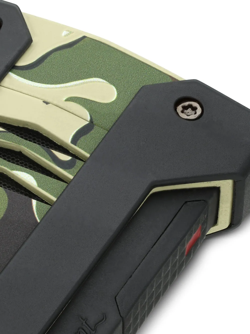 engraved-logo lighter