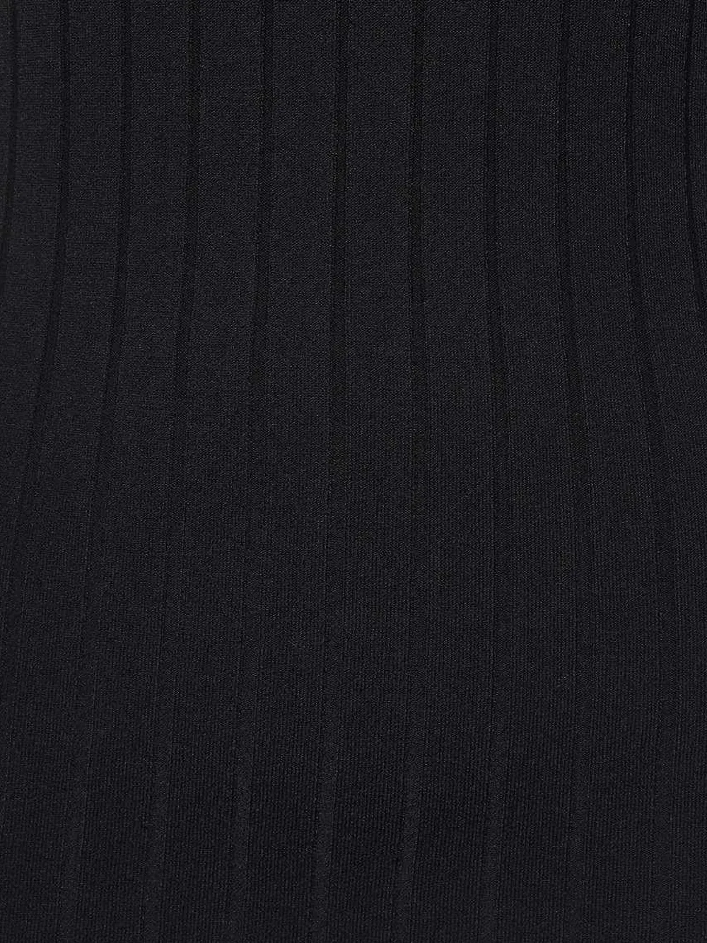 St. John Ribgebreide maxi-jurk met lange mouwen Zwart