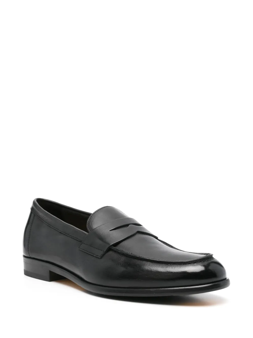 Doucal's leather loafers Black