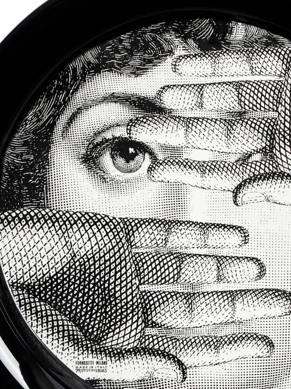 Fornasetti Tema e Variazioni n. 154 トレイ | ブラック | FARFETCH JP
