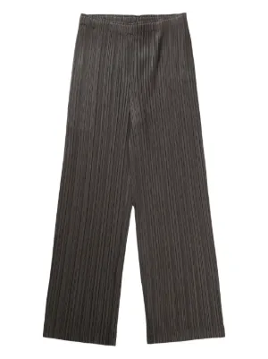 ⭐️専用⭐️プリーツプリーズ/イッセイミヤケのクロップドパンツ》 PLEATS PLEASE ISSEY MIYAKE - 極美△正規品 PLEATS PLEASE