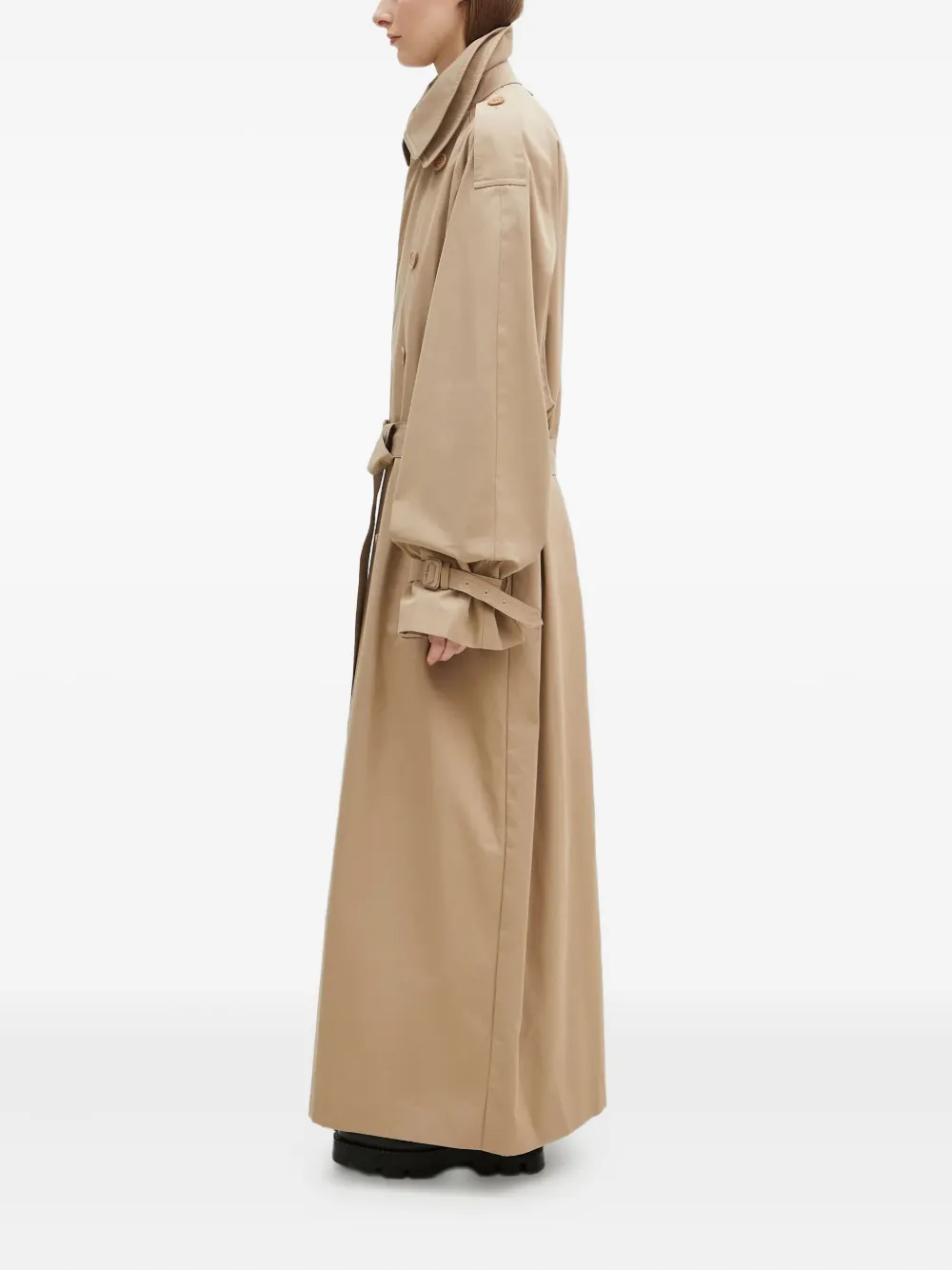 VETEMENTS double-breasted belted trench coat Beige