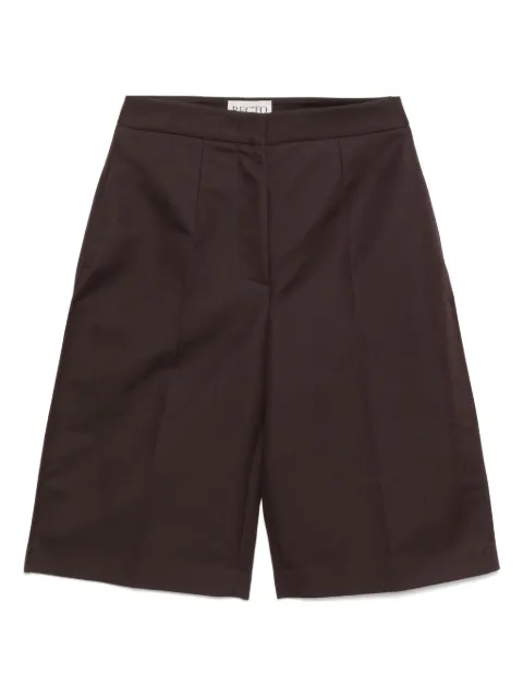 Recto shorts con pinzas