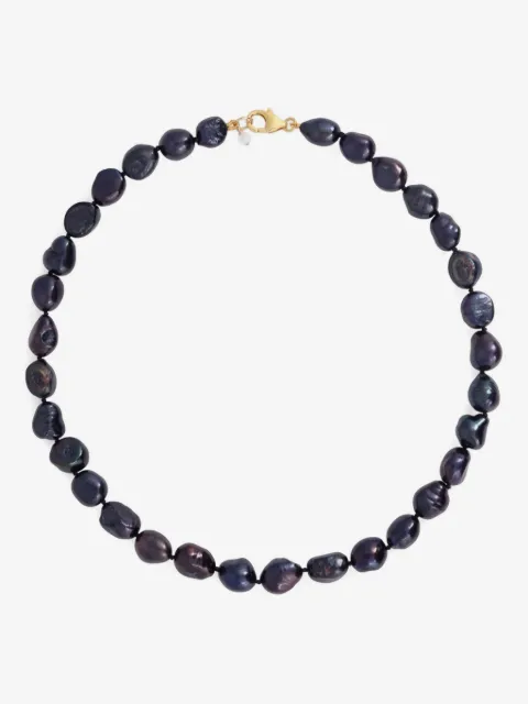 Hai collar de perlas con motivo barroco