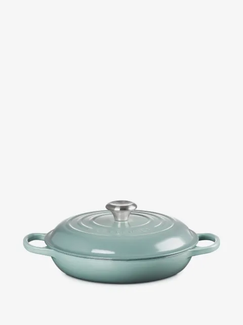 Le Creuset Cocotte cast iron casserole dish
