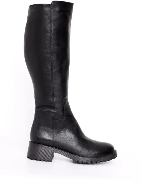 Sarah Chofakian botas Cranbrook